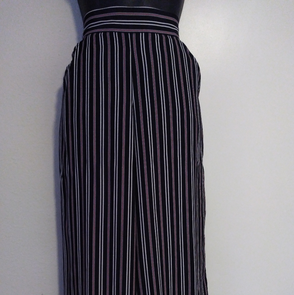 Shorts MAX STUDIO Zize M and color black and pink